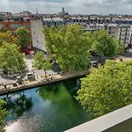 Beautiful Panoramic Terraced Studio in Paris